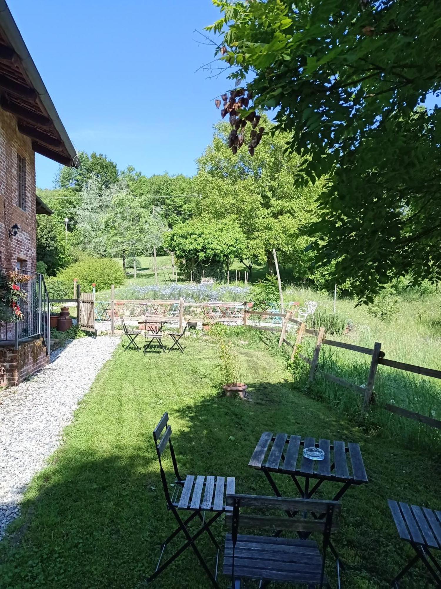 I Conti della Serva Cinzano Esterno foto
